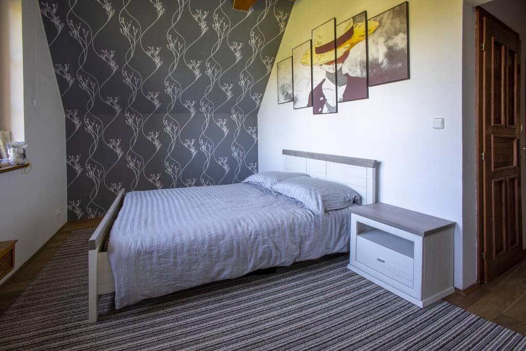 7 Bedroom Secluded Villa Close To Prague Říčany 외부 사진